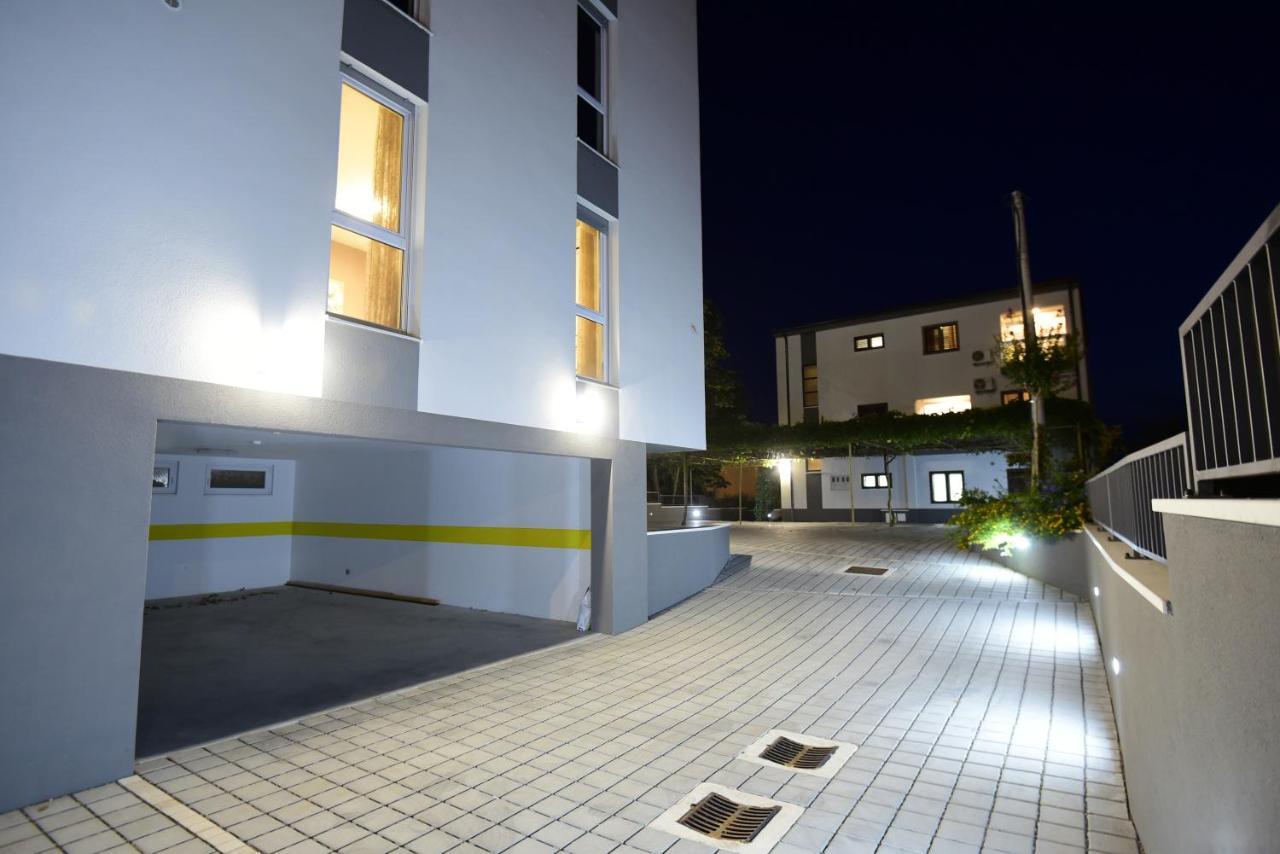 Apartments Adriatic โปดสตรานา ภายนอก รูปภาพ