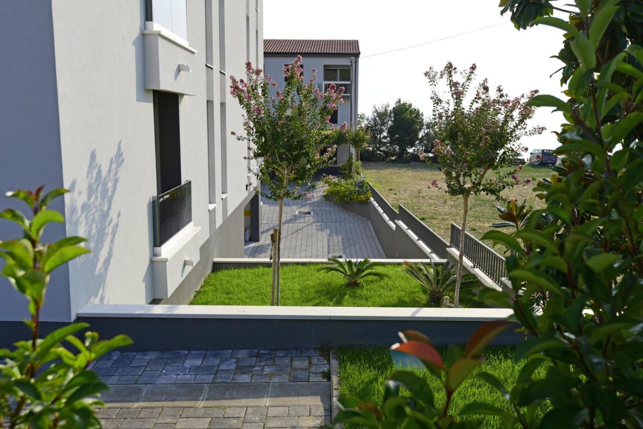 Apartments Adriatic โปดสตรานา ภายนอก รูปภาพ