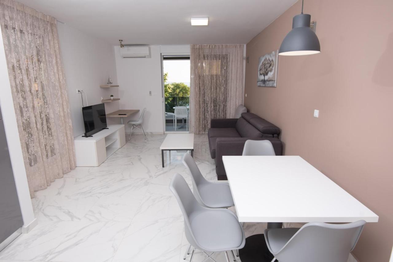 Apartments Adriatic โปดสตรานา ภายนอก รูปภาพ
