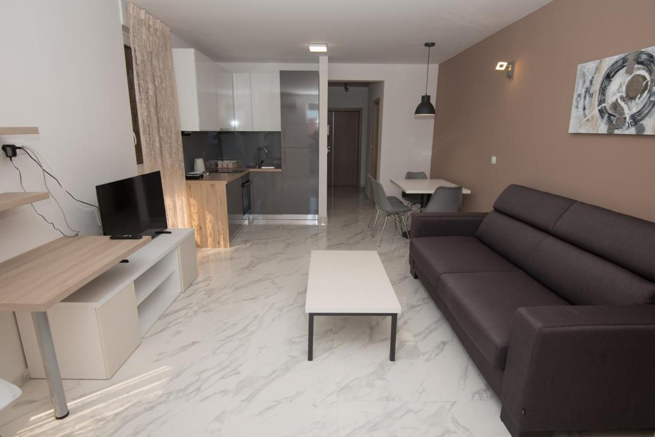 Apartments Adriatic โปดสตรานา ภายนอก รูปภาพ